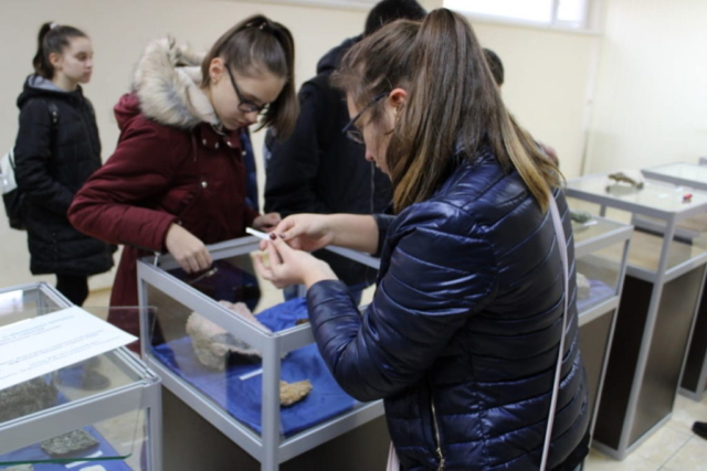 Поезия на Камъка